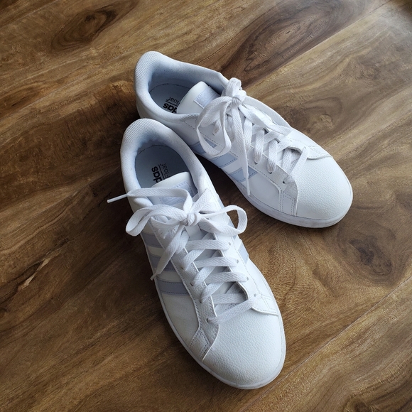 adidas cloudfoam advantage sneaker